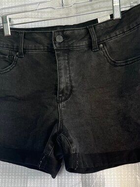 Time and Tru Mid-Rise Black Denim Shorts with Rolled Cuffs 12